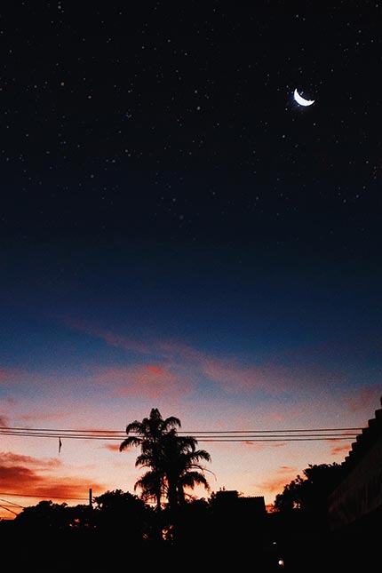 پکیج 10 عددی تصویر زمینه با کیفیت و زیبای ماه در آسمان برای گوشی