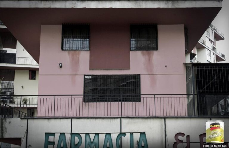 کمپین تبلیغاتی رنگِ مقاوم در برابر آب