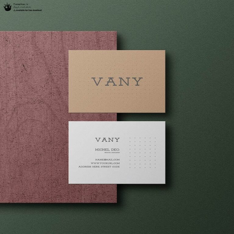 موکاپ کارت ویزیت روی صفحه چوبی در بکگراند سبز